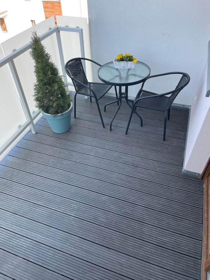 Apartament Royal Chelmonskiego Srem Bagian luar foto