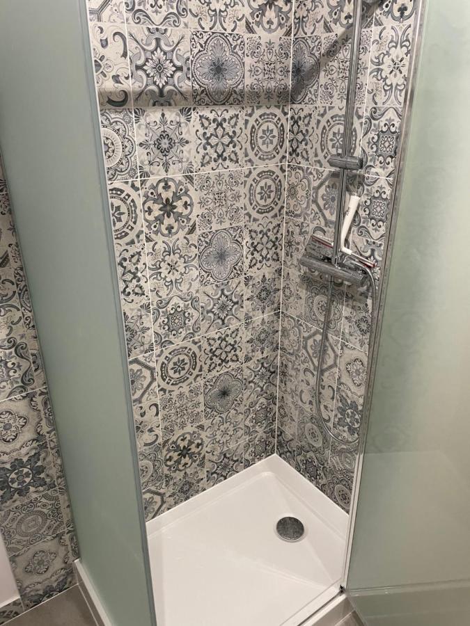 Apartament Royal Chelmonskiego Srem Bagian luar foto